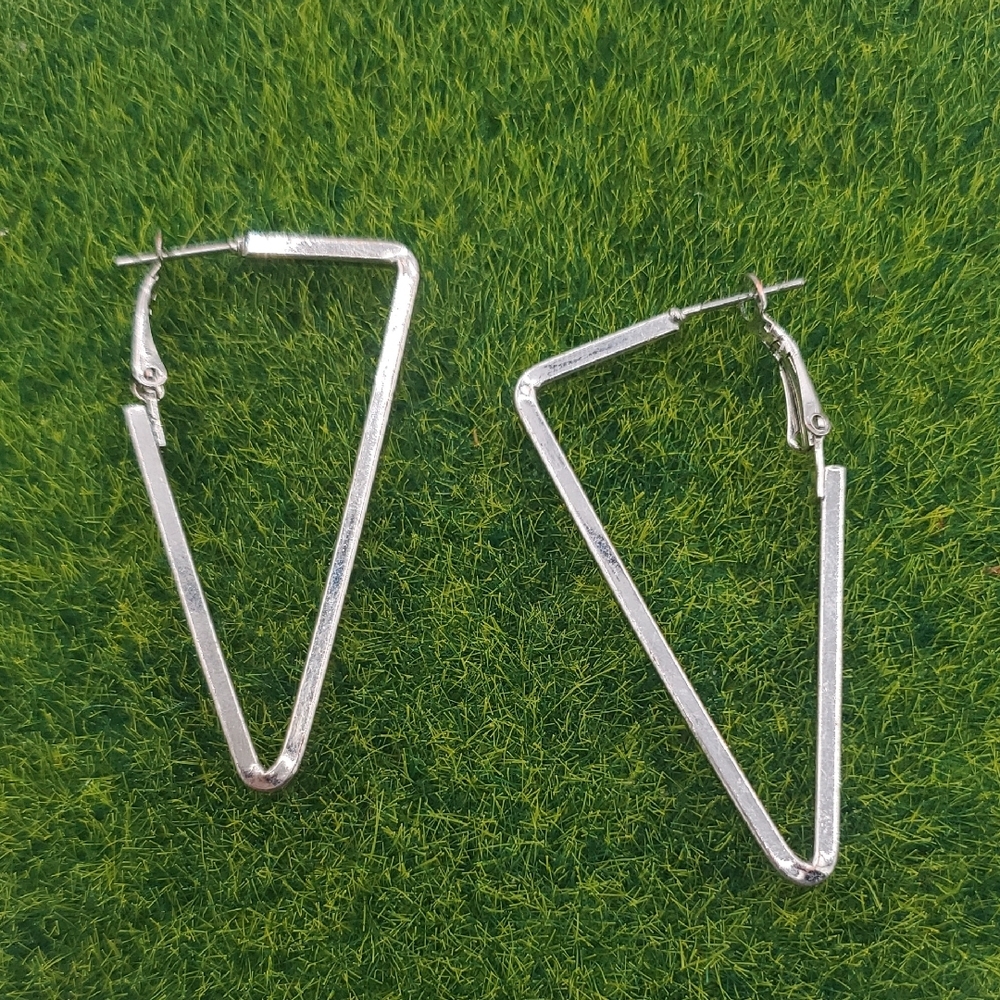 Women's Silver Tone Triangle Hoop Earrings - Modern Geometric Style E104